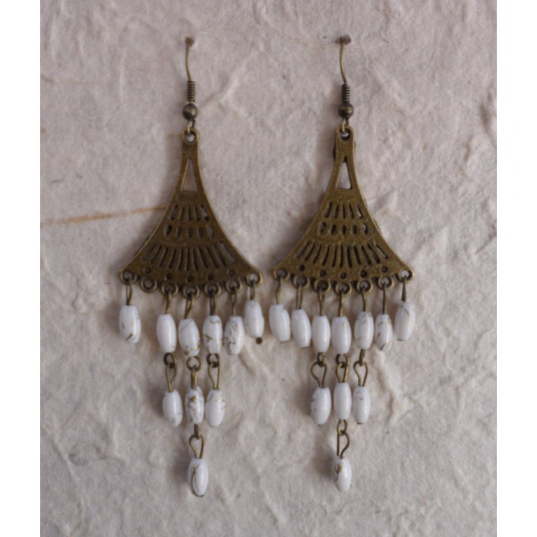 Boucles d'oreilles Phitsamaï blanches