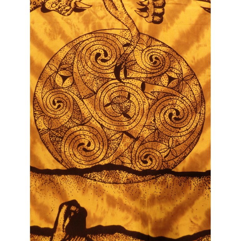 Tenture maxi jaune dragon celte