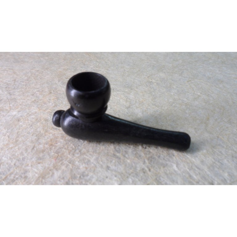 Pipe noire en bois 