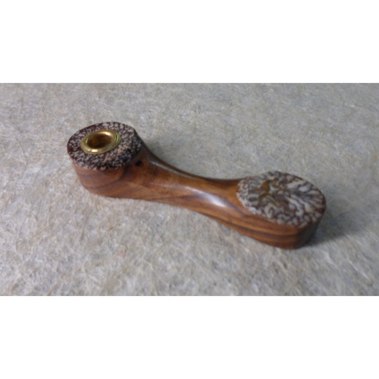 Pipe en bois et coco