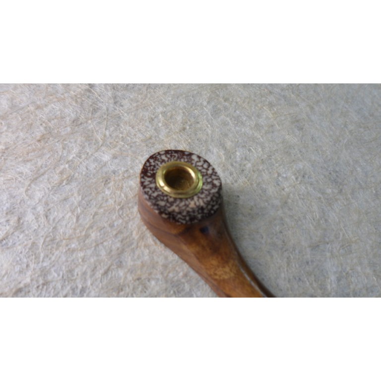 Pipe en bois et coco