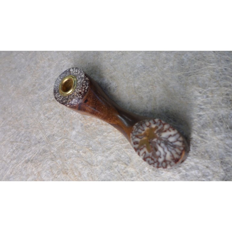 Pipe en bois et coco