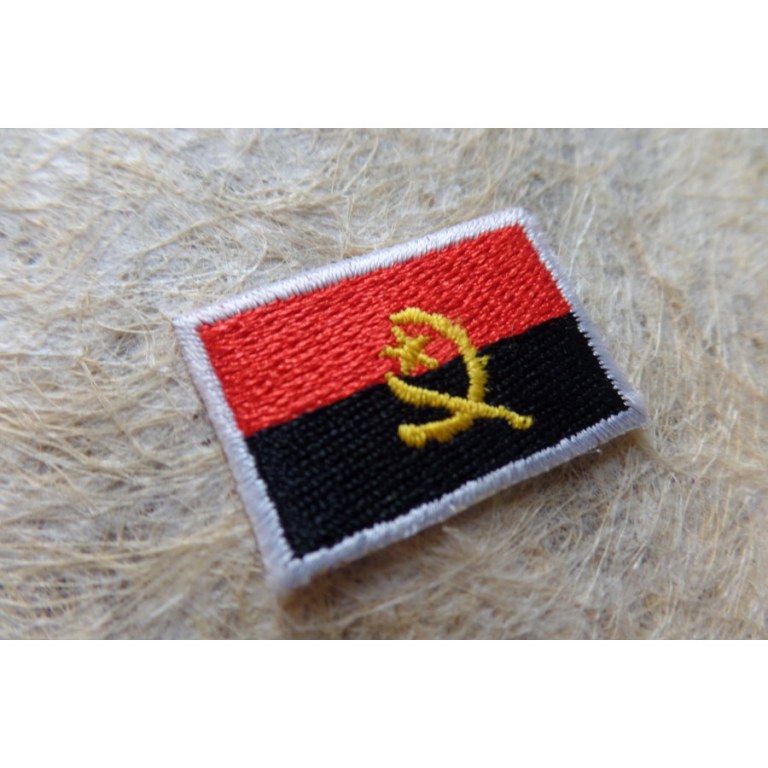 Mini écusson drapeau Angola