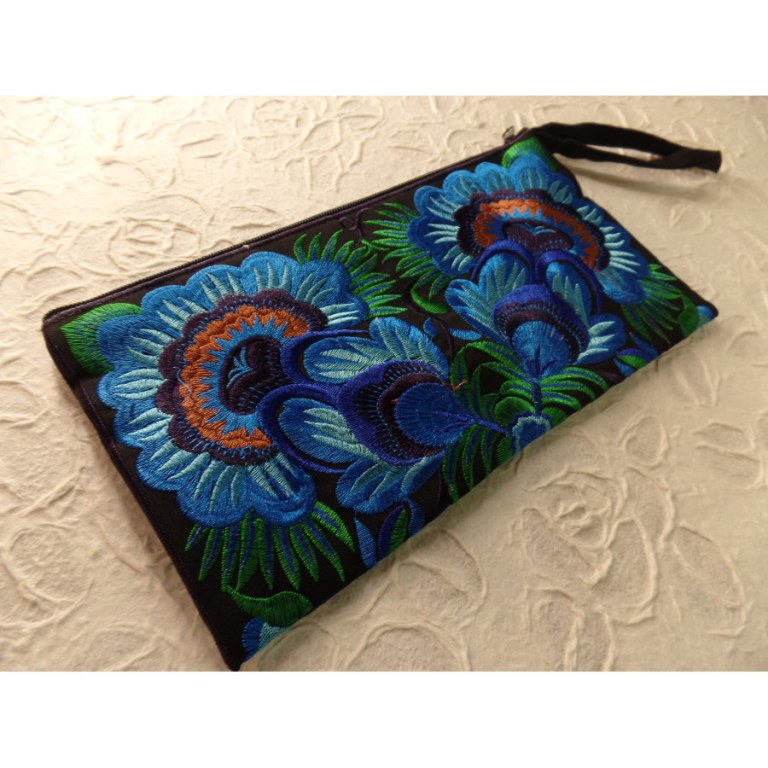 Grande trousse brodée Paï fleurs bleues