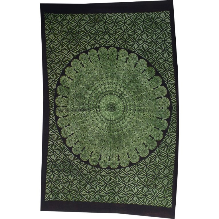 Petite tenture rosace et spires vertes