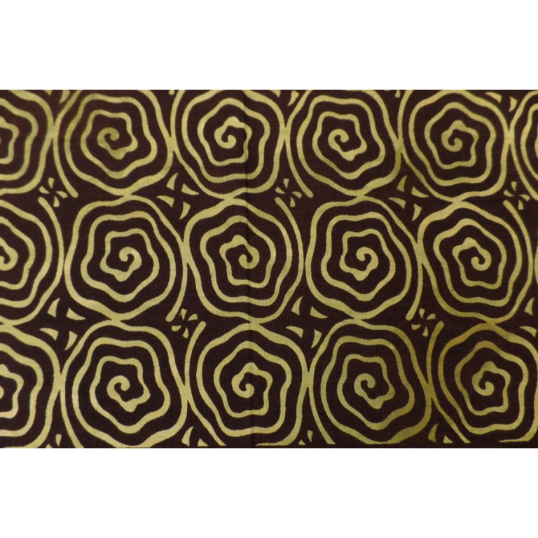 Petite tenture rosace et spires vertes