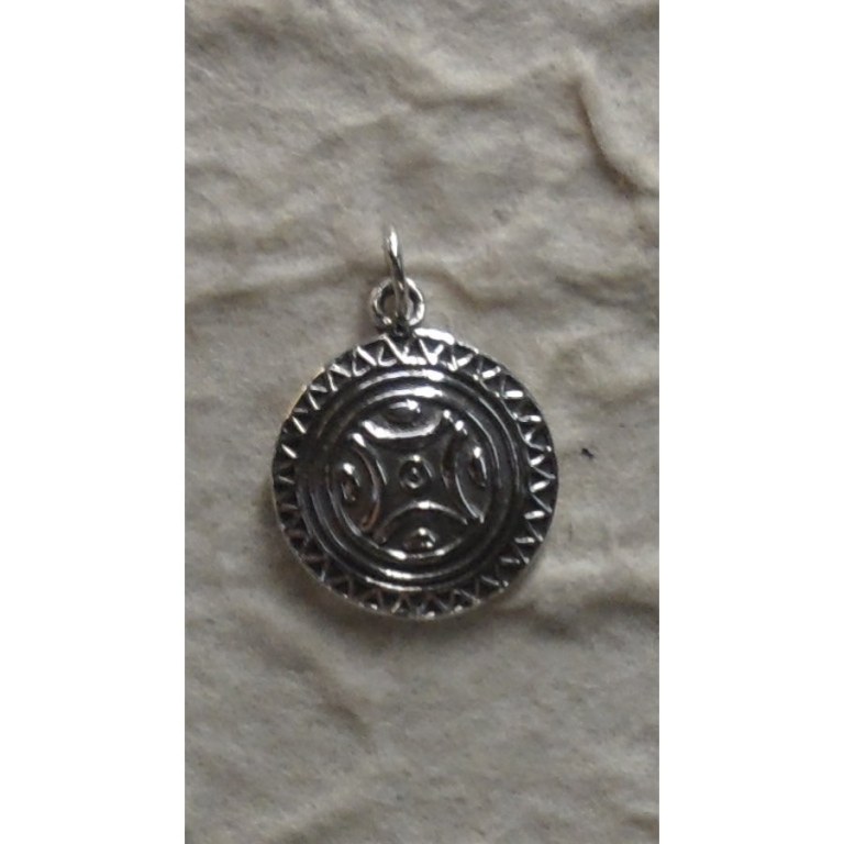 Pendentif rond celtika