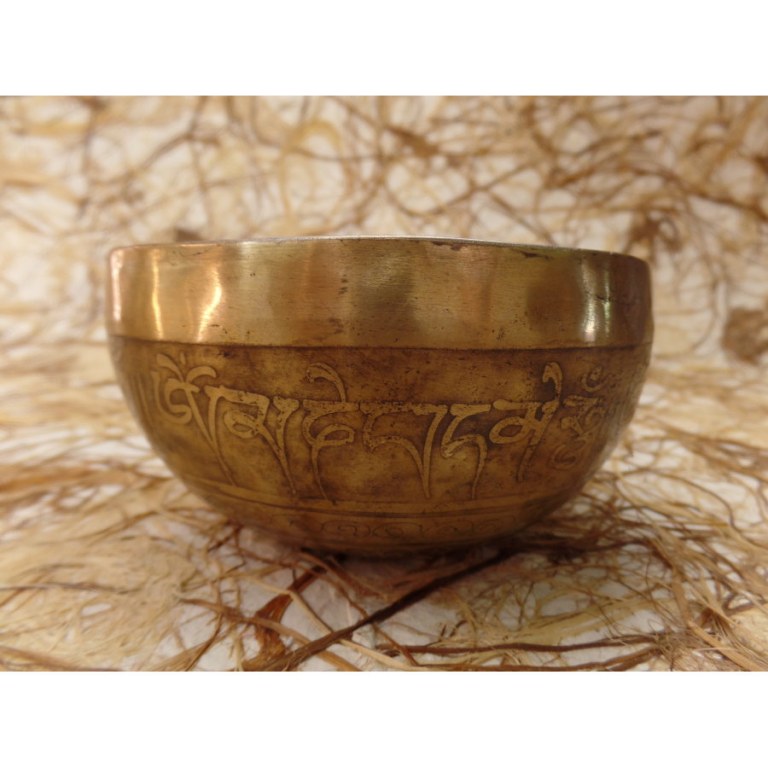 Bol chantant gravé fleur