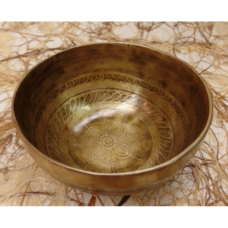 Bol chantant gravé fleur