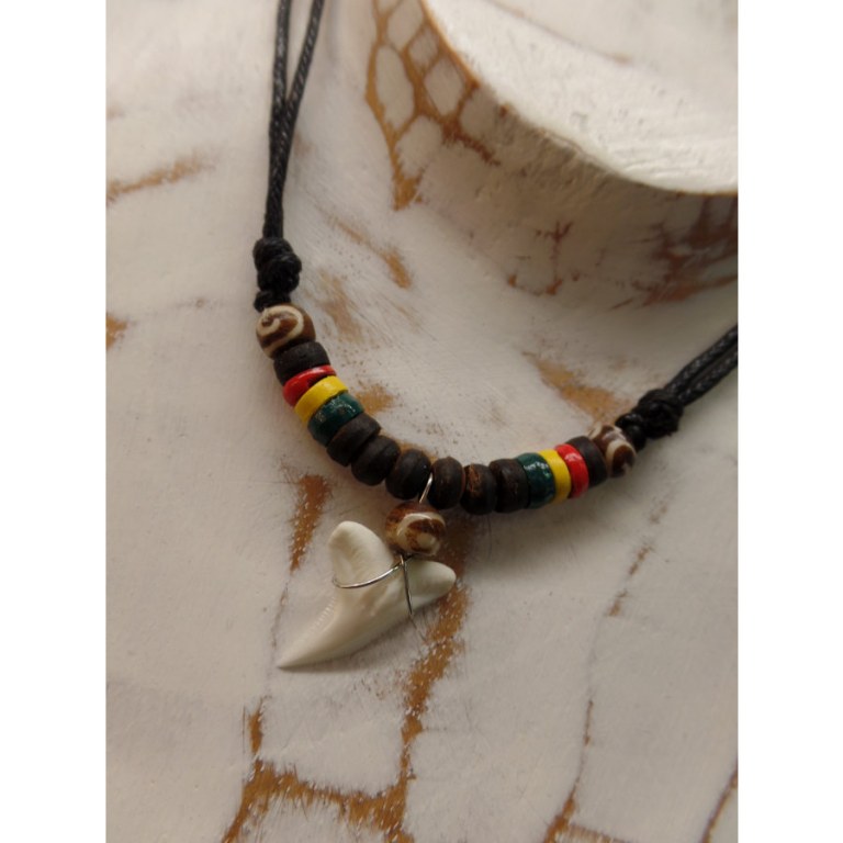 Collier Taapuna dent de requin blanc rasta