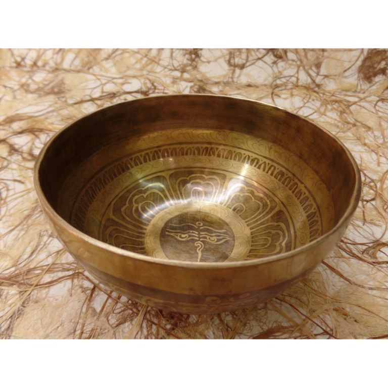 Bol tibétain gravé noeud infini/les yeux de Bouddha