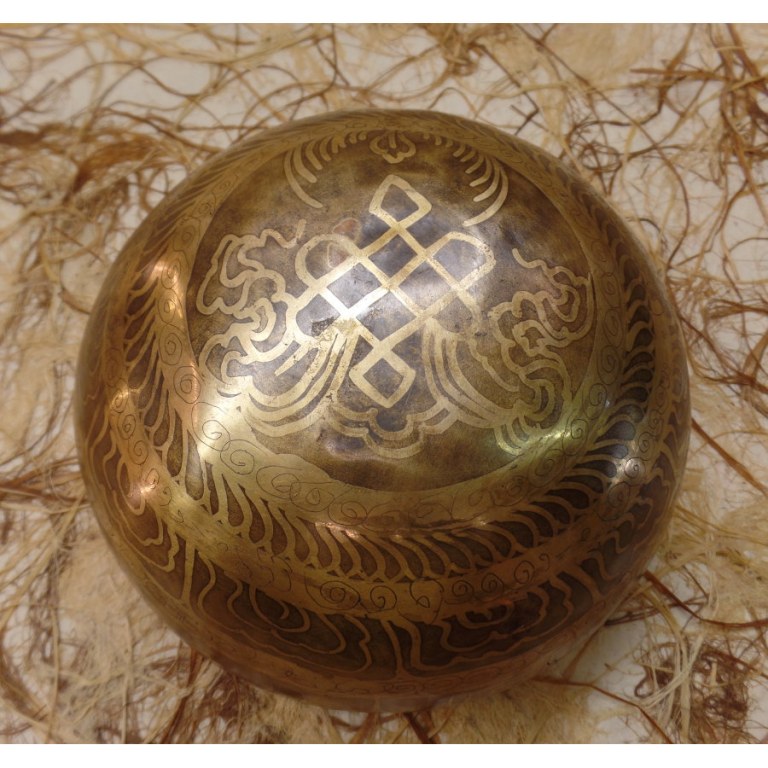 Bol tibétain gravé noeud infini/les yeux de Bouddha