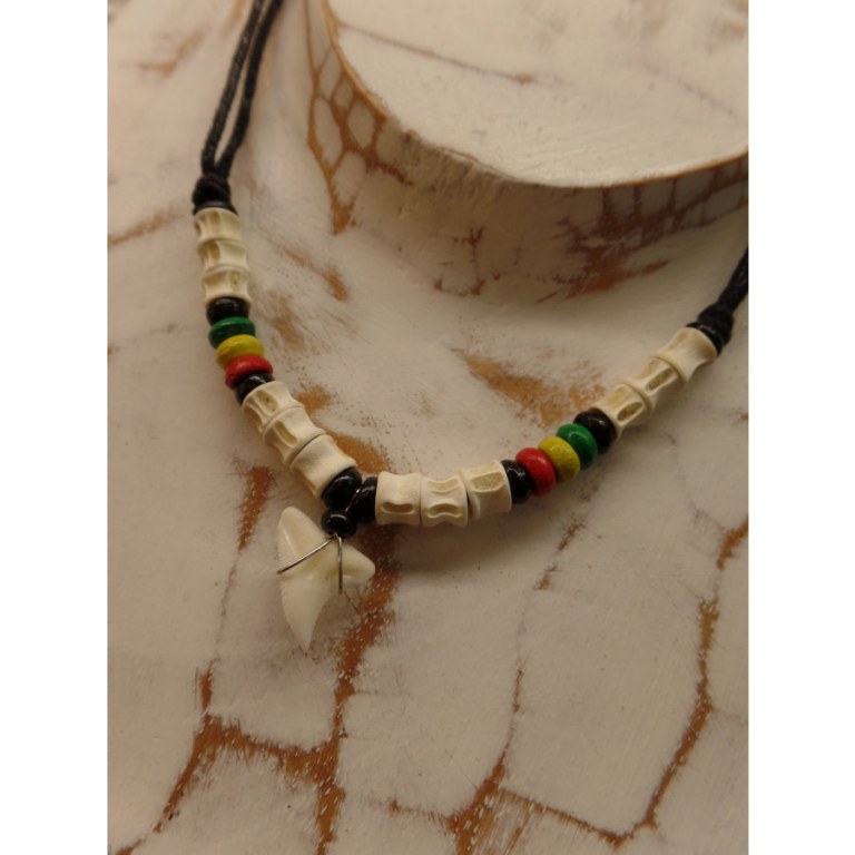 Collier Taapuna dent de requin blanc rasta 12 perles os 