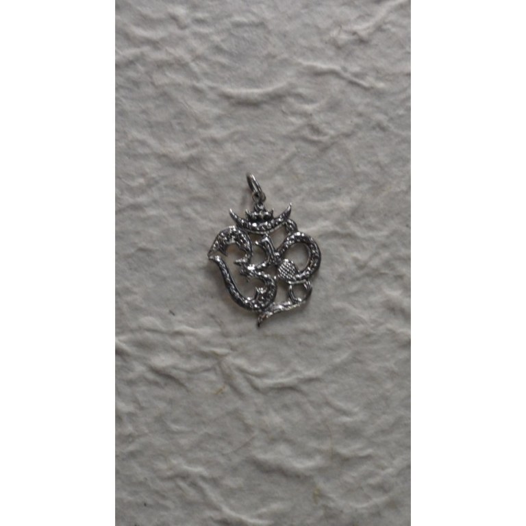 Pendentif argent sculpté Om