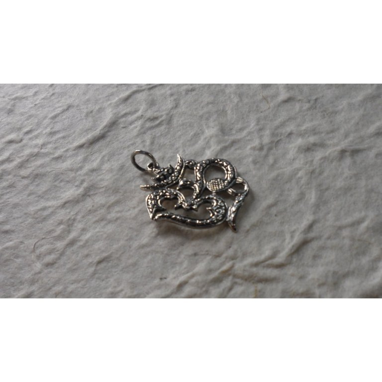 Pendentif argent sculpté Om