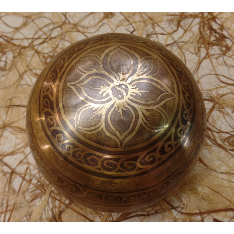 Bol tibétain gravé fleur de lotus Aum et yin yang