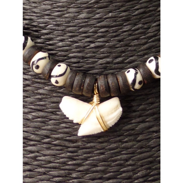 Collier Vairao dent de requin tigre 6