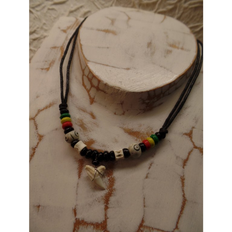 Collier Taapuna dent de requin blanc rasta 2