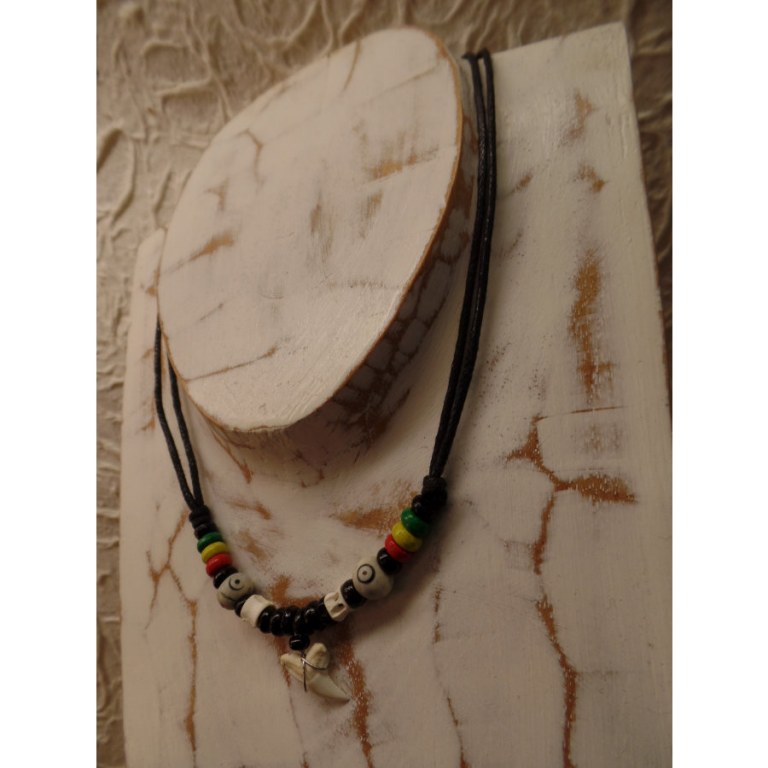 Collier Taapuna dent de requin blanc rasta 2