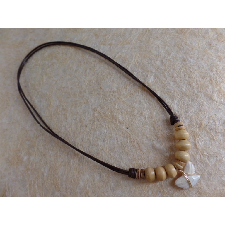 Collier Vairao dent de requin tigre 9