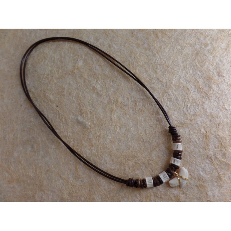 Collier Vairao dent de requin tigre 10