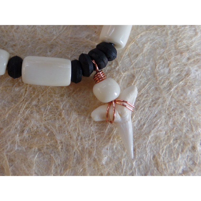 Collier Maraa dent de requin blanc 7