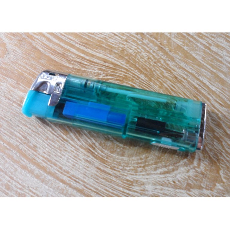 Briquet lampe bleu