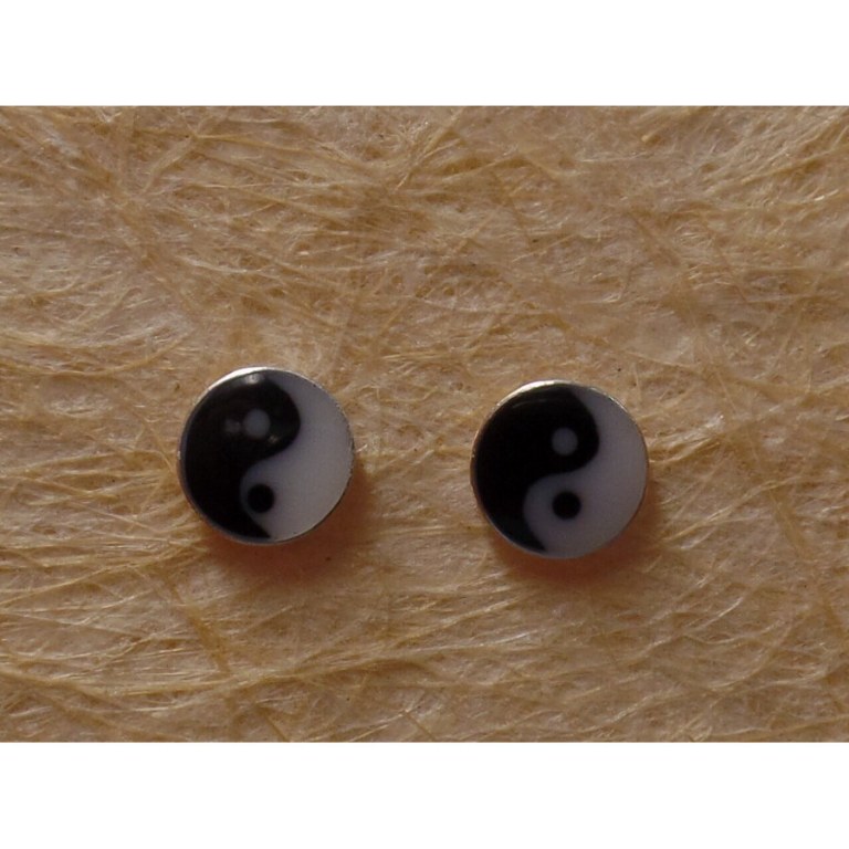 Clous d'oreilles yin yang 