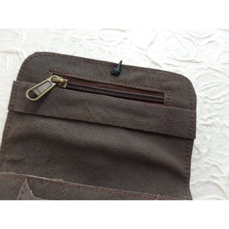 Blague à tabac croûte de cuir gris écusson triskèle