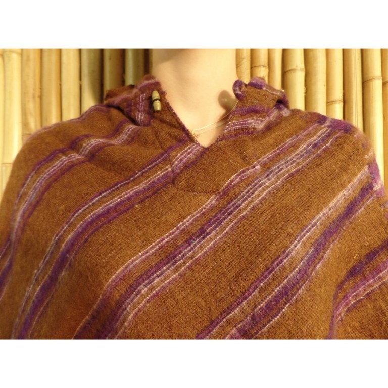 Poncho Makalu marron fines rayures