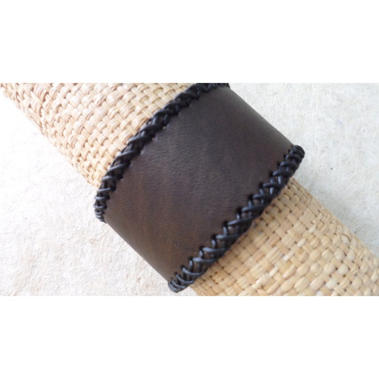 Bracelet cuir marron liseré