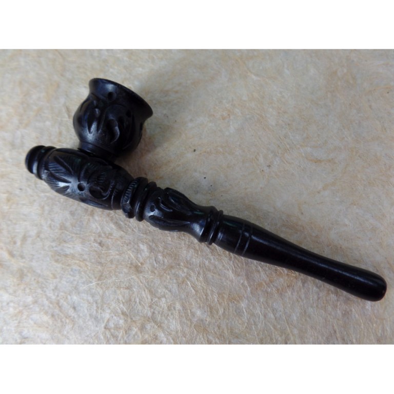 Pipe sculptée en bois Jivan