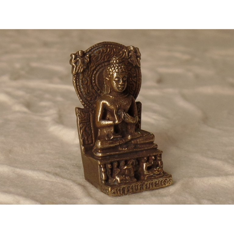 Bouddha assis sur son trône abhayamudrâ gris