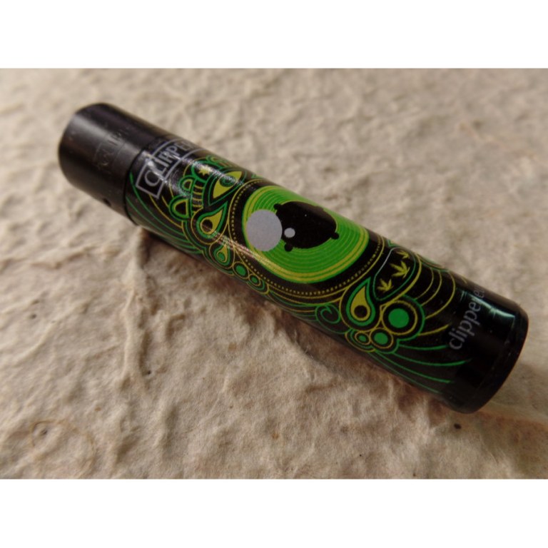 Briquet noir oeil vert