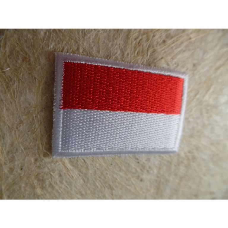 Ecusson drapeau Monaco