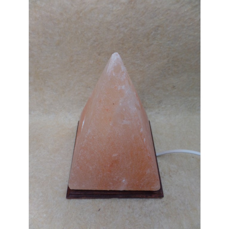 Lampe en sel rose pyramide