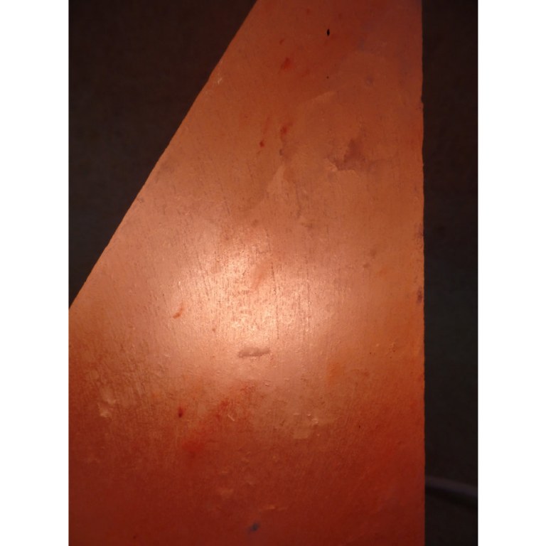 Lampe en sel rose pyramide