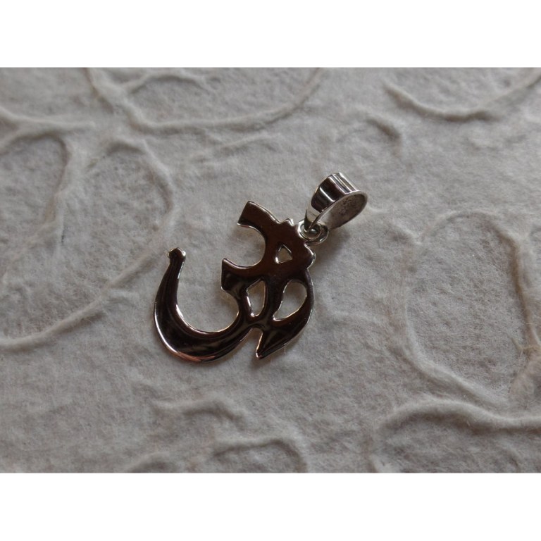 Pendentif argent Aum 