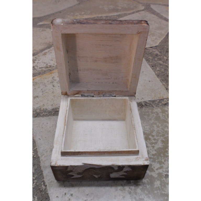 Boite carrée en bois éléphant