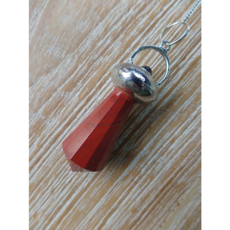 Pendule jaspe rouge