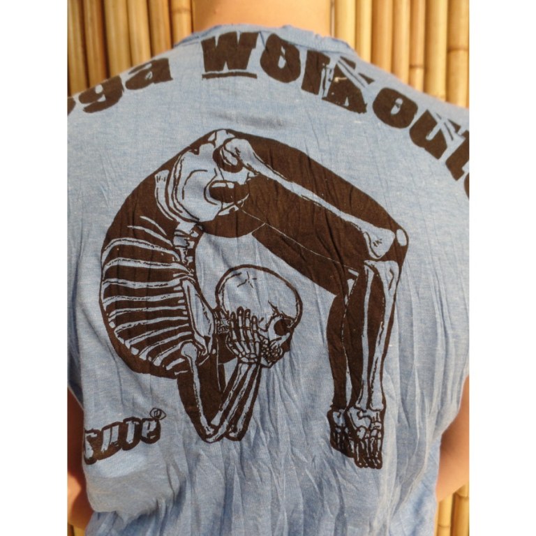 Tee shirt entrainement de yoga bleu foncé