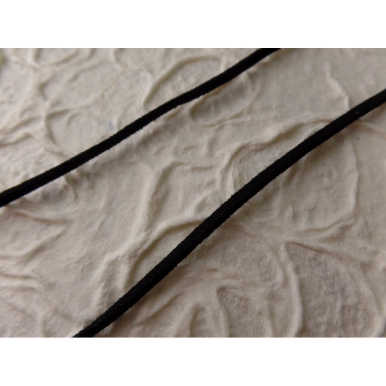 Collier cordon pendentif tourmaline noire