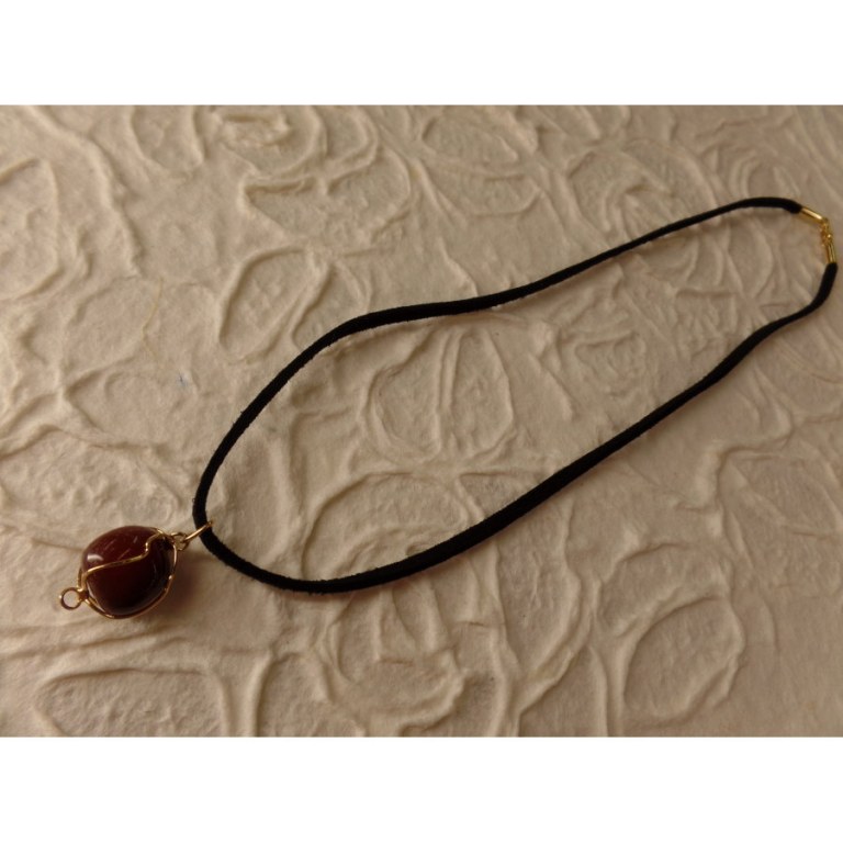 Collier cordon pendentif jaspe rouge