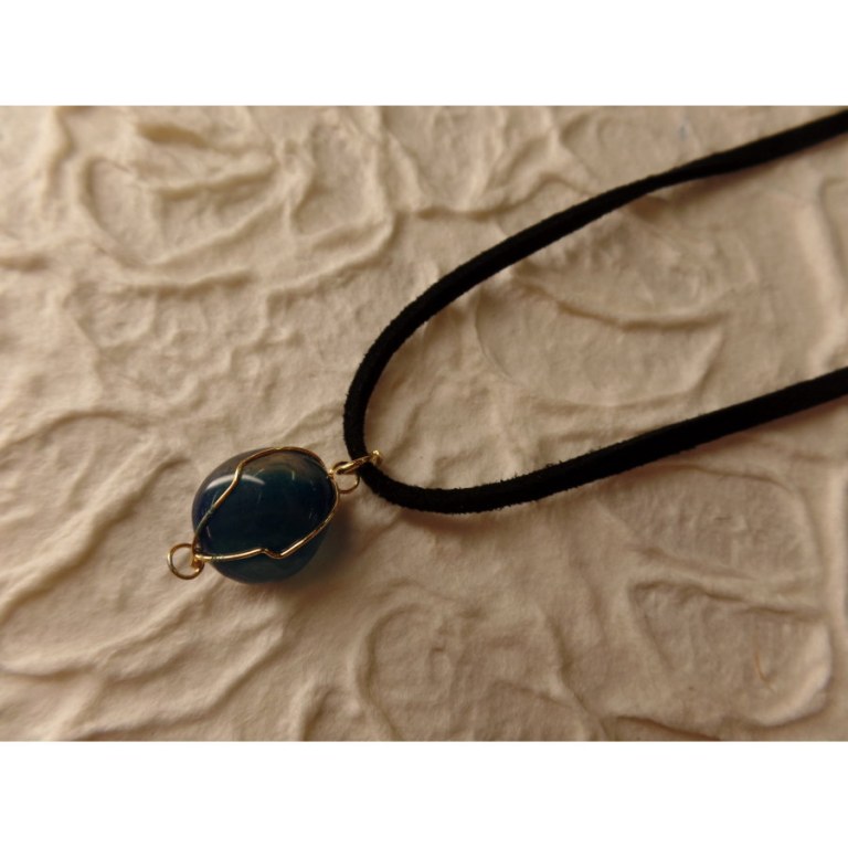 Collier cordon pendentif agate bleue