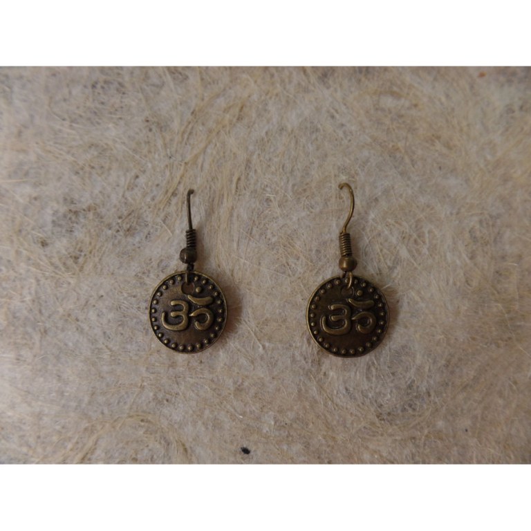 Boucles d'oreilles rondes ॐ