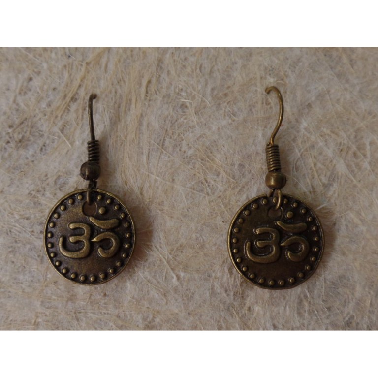 Boucles d'oreilles rondes ॐ