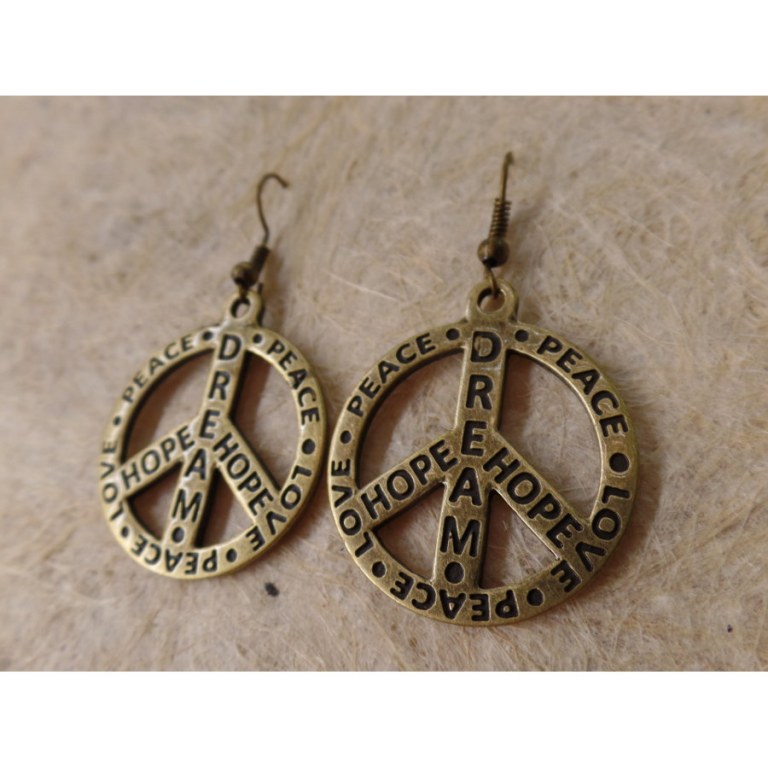 Boucles d'oreilles gravées peace and love