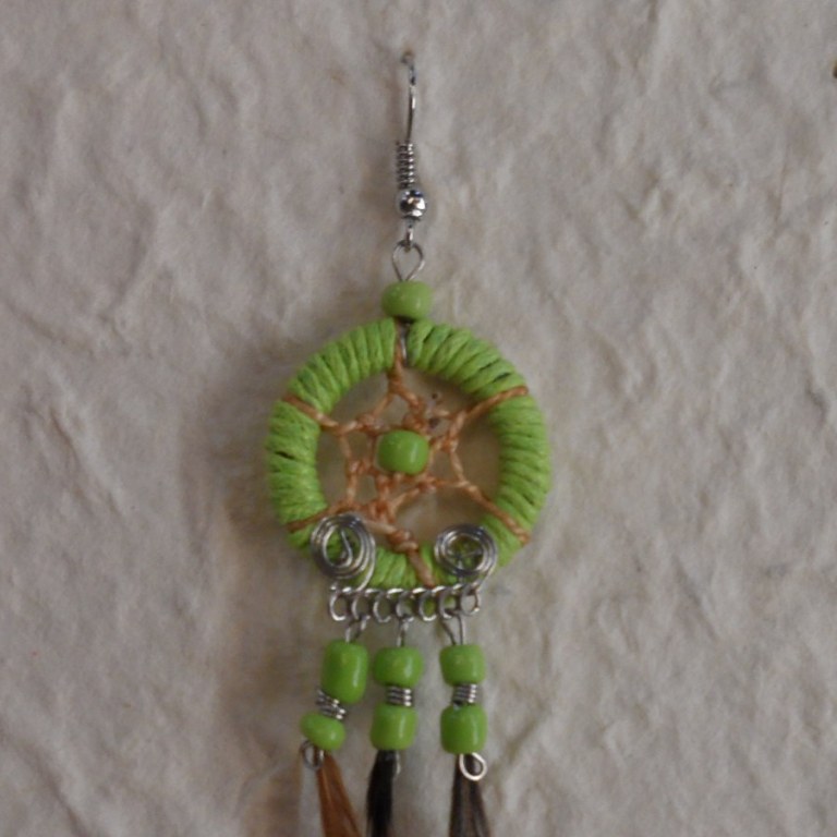 Boucles d'oreilles attrape rêves vert pistache