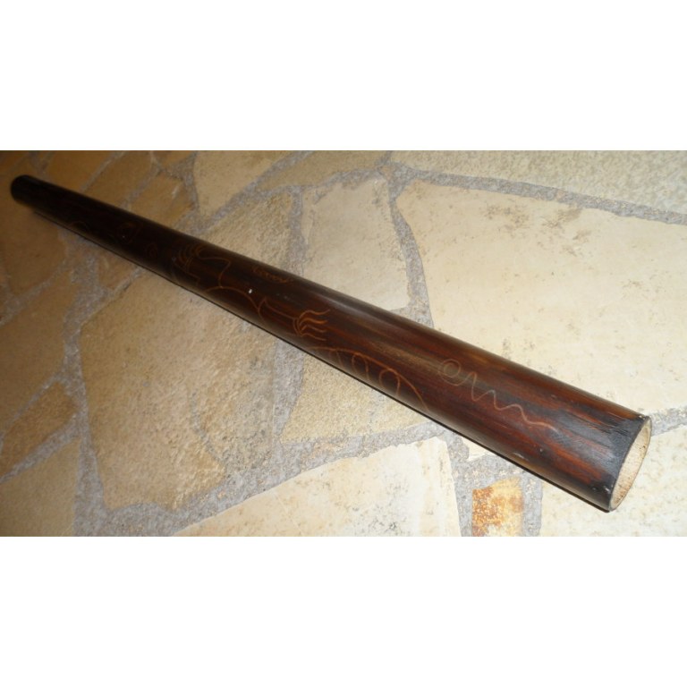 Didgeridoo foncé maori 120 cm en do dièse
