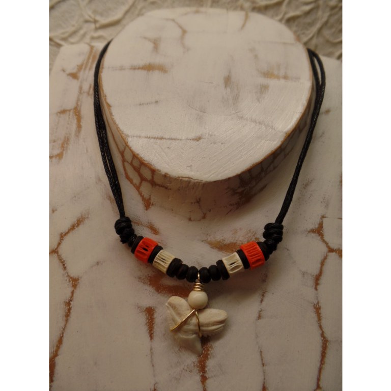 Collier St Leu dent de requin tigre 4 perles os blanc/orange